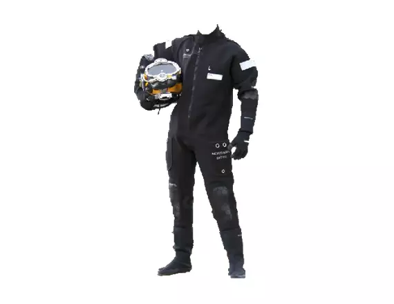 DIVING APPAREL & EQUIPMENT